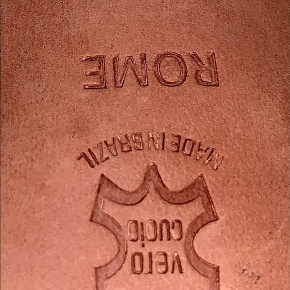 Women size 10 BRIGHTON SANDALS W/HEELS - Picture 6 of 6